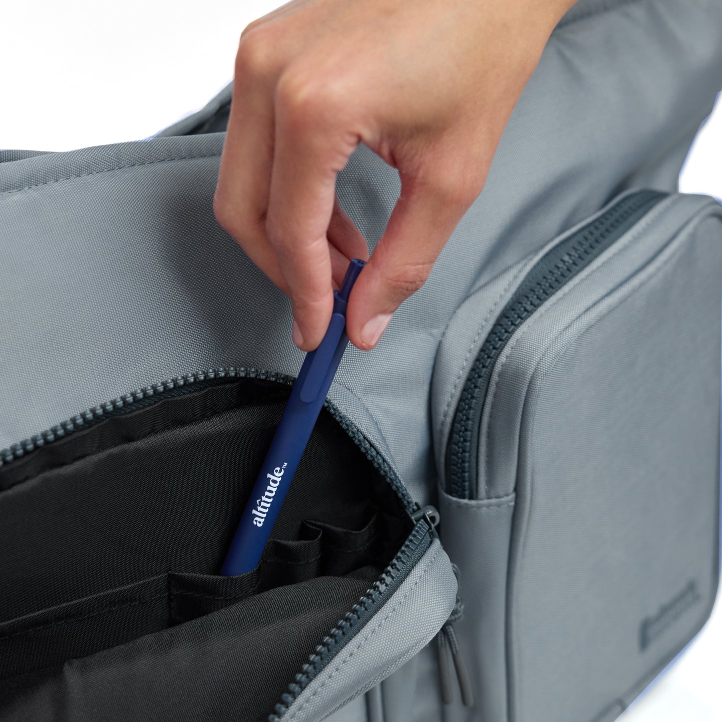 Altitude Ascend 23" Tote Bag